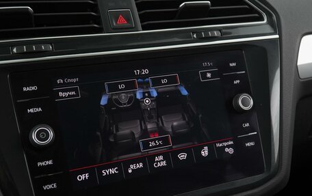 Volkswagen Tiguan II, 2018 год, 3 699 000 рублей, 27 фотография