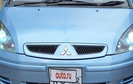 Mitsubishi Colt VI рестайлинг, 2004 год, 500 000 рублей, 2 фотография