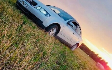 Audi A4, 2001 год, 490 000 рублей, 2 фотография