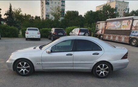 Mercedes-Benz C-Класс, 2001 год, 450 000 рублей, 6 фотография