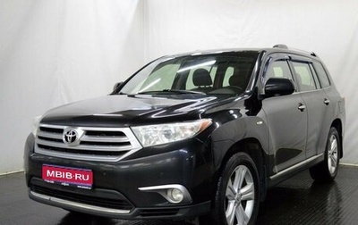 Toyota Highlander III, 2013 год, 2 224 000 рублей, 1 фотография