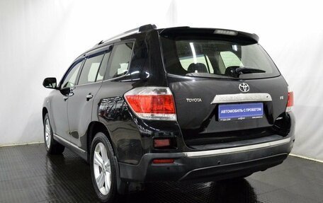 Toyota Highlander III, 2013 год, 2 224 000 рублей, 7 фотография