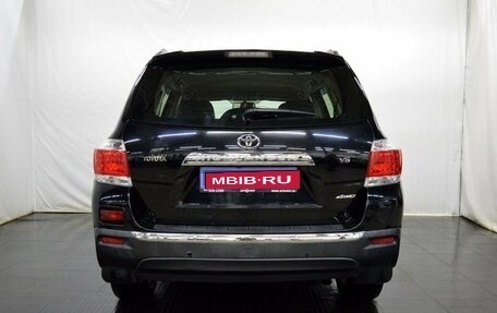 Toyota Highlander III, 2013 год, 2 224 000 рублей, 6 фотография