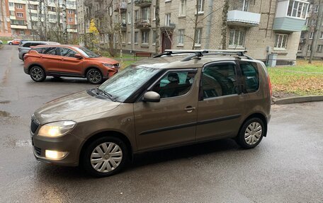 Skoda Roomster, 2014 год, 900 000 рублей, 2 фотография