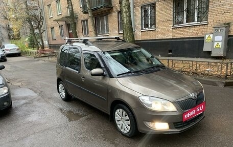 Skoda Roomster, 2014 год, 900 000 рублей, 4 фотография