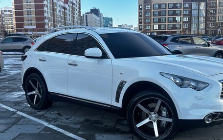 Infiniti FX II, 2012 год, 1 999 000 рублей, 9 фотография