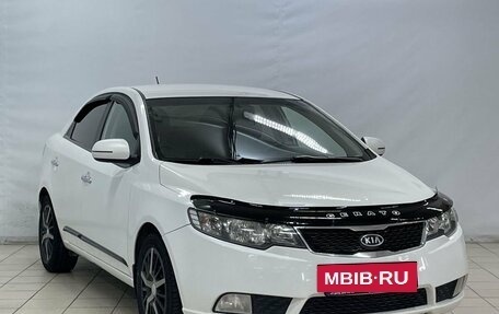 KIA Cerato III, 2010 год, 850 000 рублей, 2 фотография