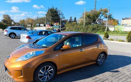 Nissan Leaf I, 2017 год, 1 400 000 рублей, 4 фотография