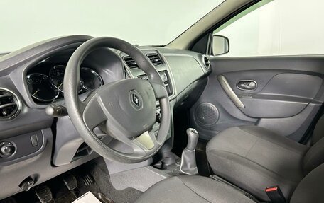 Renault Logan II, 2016 год, 849 000 рублей, 11 фотография