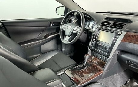 Toyota Camry, 2015 год, 1 925 000 рублей, 13 фотография