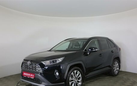 Toyota RAV4, 2021 год, 3 637 000 рублей, 1 фотография