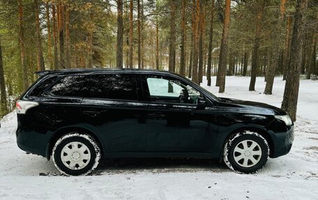 Mitsubishi Outlander III рестайлинг 3, 2012 год, 1 470 000 рублей, 9 фотография