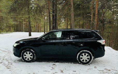 Mitsubishi Outlander III рестайлинг 3, 2012 год, 1 470 000 рублей, 13 фотография