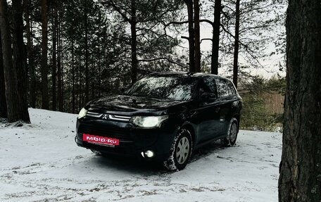 Mitsubishi Outlander III рестайлинг 3, 2012 год, 1 470 000 рублей, 6 фотография