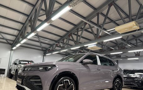 Volkswagen Tiguan, 2024 год, 5 699 000 рублей, 15 фотография