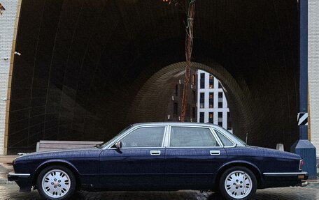 Jaguar XJ III (X350), 1993 год, 789 000 рублей, 3 фотография