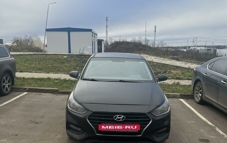 Hyundai Solaris II рестайлинг, 2019 год, 1 050 000 рублей, 2 фотография