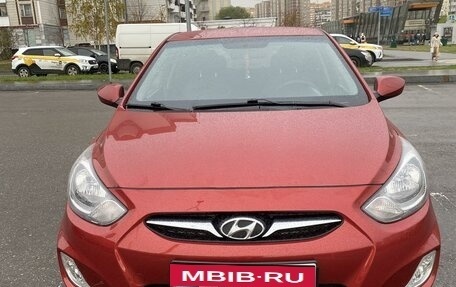 Hyundai Solaris II рестайлинг, 2011 год, 780 000 рублей, 5 фотография