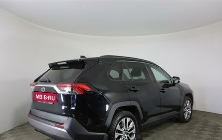 Toyota RAV4, 2021 год, 3 637 000 рублей, 5 фотография