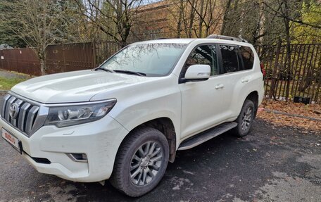 Toyota Land Cruiser Prado 150 рестайлинг 2, 2018 год, 6 200 000 рублей, 3 фотография