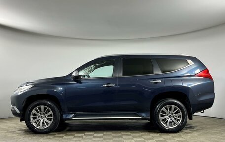 Mitsubishi Pajero Sport III рестайлинг, 2018 год, 2 825 000 рублей, 3 фотография