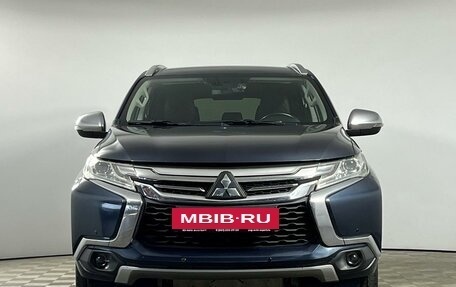 Mitsubishi Pajero Sport III рестайлинг, 2018 год, 2 825 000 рублей, 2 фотография