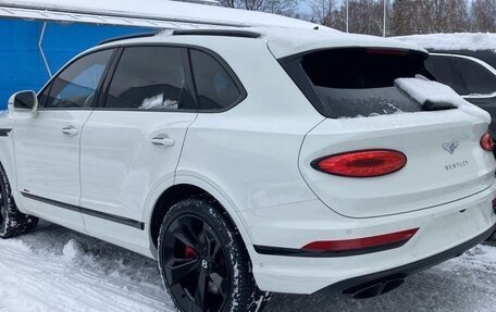 Bentley Bentayga I, 2024 год, 36 500 000 рублей, 4 фотография