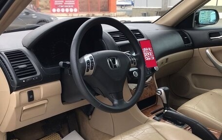 Honda Accord VII рестайлинг, 2005 год, 1 050 000 рублей, 18 фотография