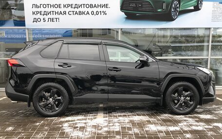 Toyota RAV4, 2021 год, 4 690 000 рублей, 13 фотография