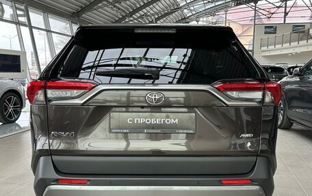 Toyota RAV4, 2019 год, 3 600 000 рублей, 5 фотография