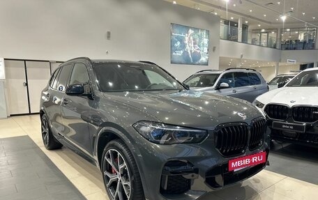 BMW X5, 2022 год, 10 950 000 рублей, 3 фотография