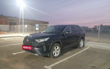 Toyota RAV4, 2021 год, 3 500 000 рублей, 10 фотография