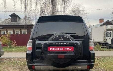 Mitsubishi Pajero IV, 2011 год, 3 400 000 рублей, 2 фотография