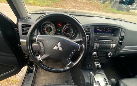 Mitsubishi Pajero IV, 2011 год, 3 400 000 рублей, 23 фотография