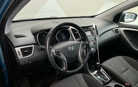 Hyundai i30 II рестайлинг, 2012 год, 789 000 рублей, 10 фотография