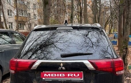 Mitsubishi Outlander III рестайлинг 3, 2019 год, 2 200 000 рублей, 2 фотография