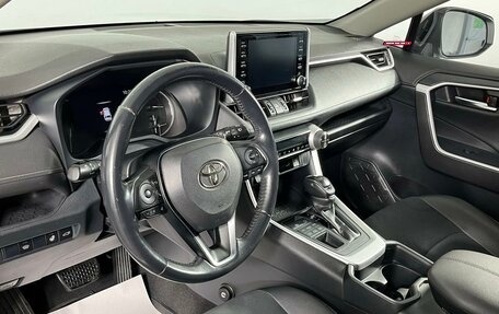 Toyota RAV4, 2020 год, 3 498 000 рублей, 11 фотография