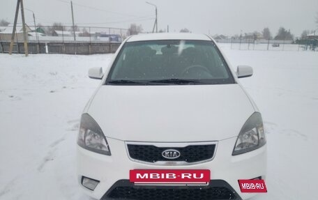 KIA Rio II, 2010 год, 780 000 рублей, 2 фотография