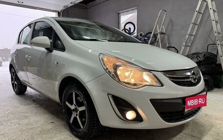 Opel Corsa D, 2011 год, 900 000 рублей, 1 фотография