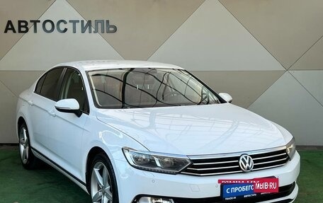 Volkswagen Passat B8 рестайлинг, 2016 год, 1 630 000 рублей, 2 фотография