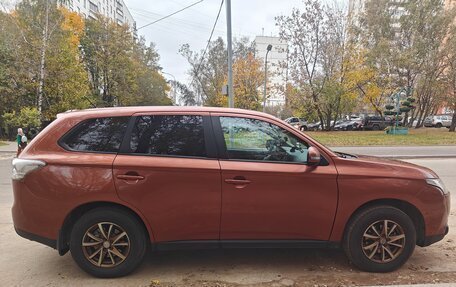 Mitsubishi Outlander III рестайлинг 3, 2012 год, 1 500 000 рублей, 3 фотография