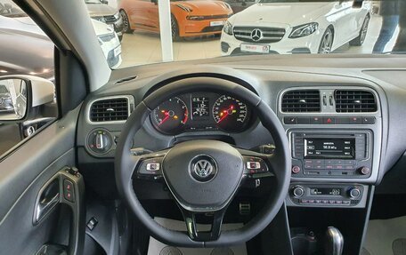 Volkswagen Polo VI (EU Market), 2016 год, 1 210 000 рублей, 15 фотография