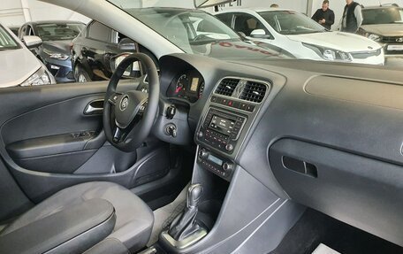 Volkswagen Polo VI (EU Market), 2016 год, 1 210 000 рублей, 11 фотография