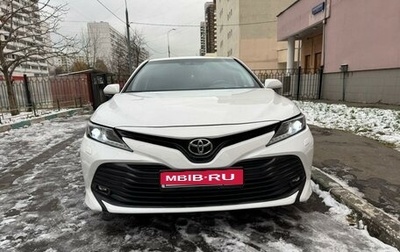 Toyota Camry, 2021 год, 2 550 000 рублей, 1 фотография