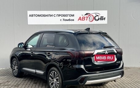 Mitsubishi Outlander III рестайлинг 3, 2018 год, 2 180 000 рублей, 8 фотография