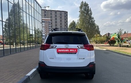 Toyota RAV4, 2014 год, 1 900 000 рублей, 11 фотография