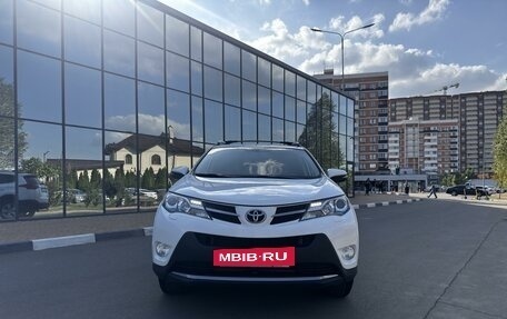 Toyota RAV4, 2014 год, 1 900 000 рублей, 10 фотография