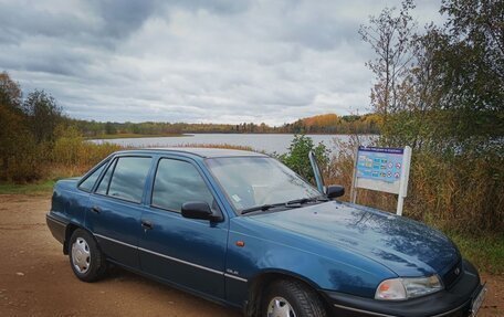 Daewoo Nexia I рестайлинг, 2001 год, 380 000 рублей, 1 фотография