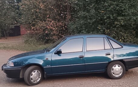 Daewoo Nexia I рестайлинг, 2001 год, 380 000 рублей, 2 фотография