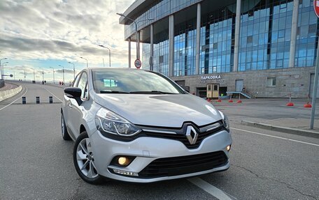 Renault Clio IV рестайлинг, 2019 год, 1 300 000 рублей, 17 фотография